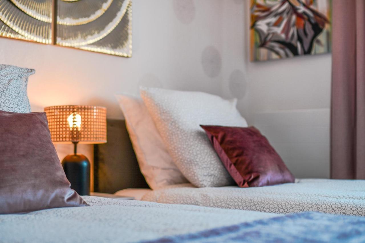 Perfect For Disney, Game Room, Rooftop, Parking Chessy  Buitenkant foto