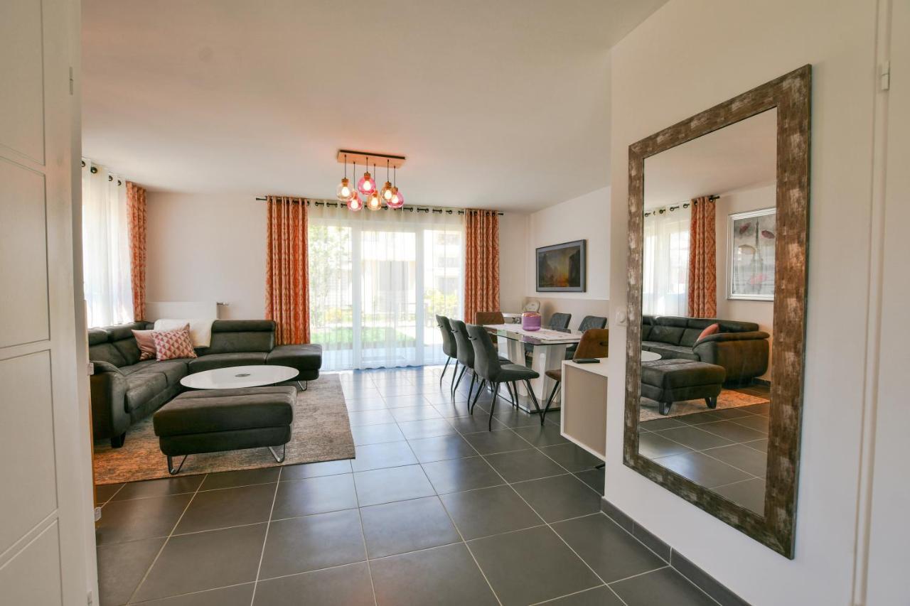 Perfect For Disney, Game Room, Rooftop, Parking Chessy  Buitenkant foto