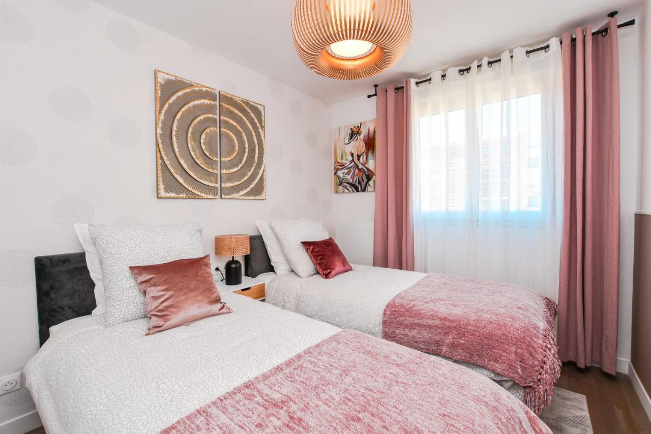 Perfect For Disney, Game Room, Rooftop, Parking Chessy  Buitenkant foto